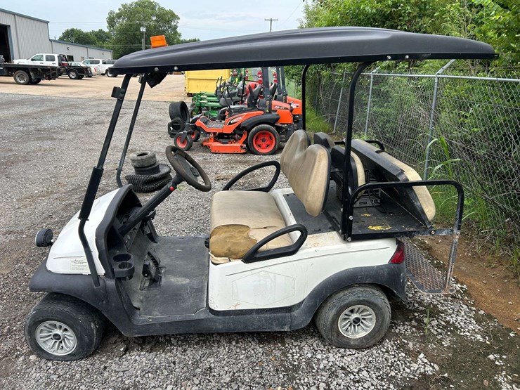 2012-club-car-d1238-president-48-volt-golf-cart-image-3