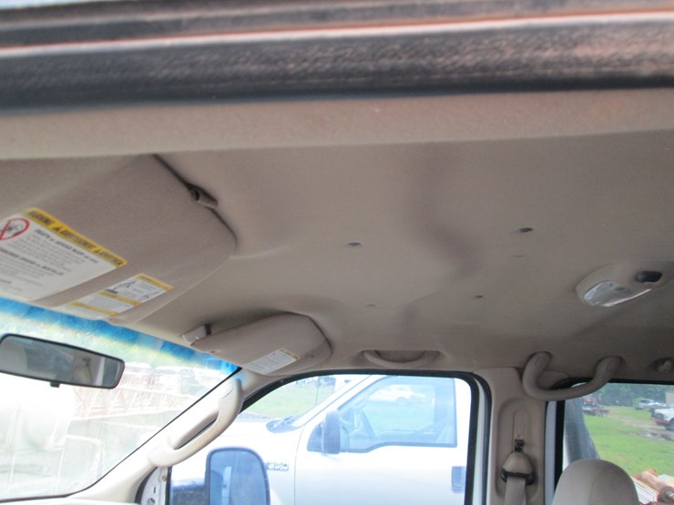2004-ford-f450-xlt-image-42
