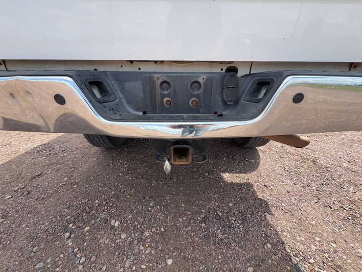 2016-dodge-2500-image-12
