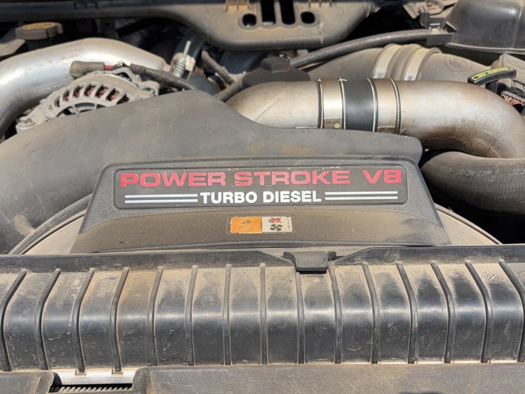 2004-ford-350-image-13