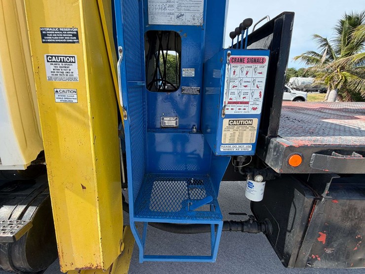 1990-ford-l8000-image-25