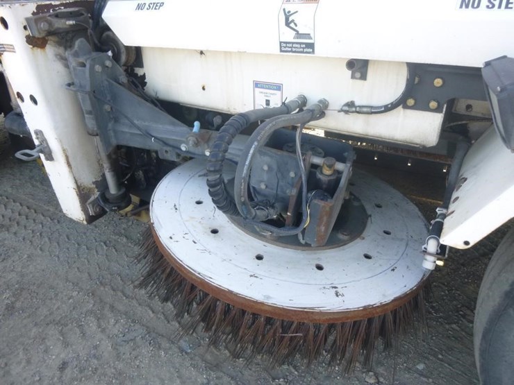 2013-global-m4-sweeper-image-20