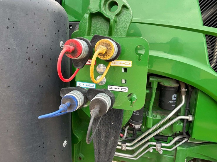 2019-john-deere-6120e-image-29