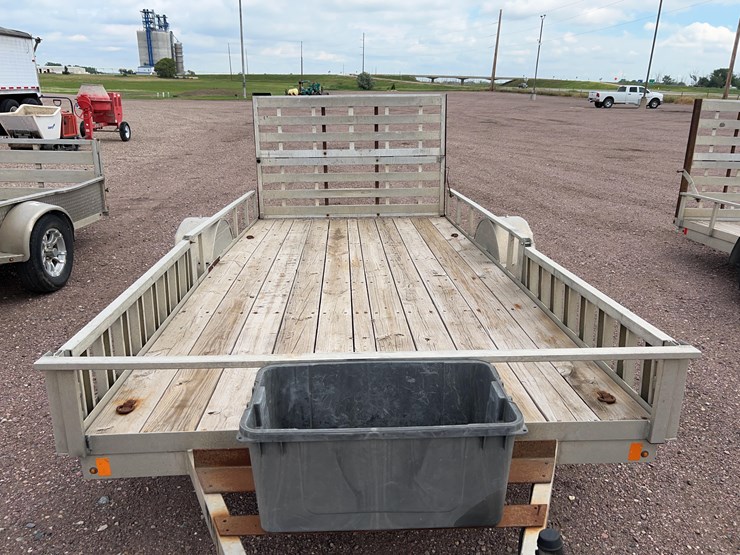 2020-aluma-utility-trailer-image-6