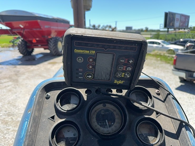 1980-ford-7700-image-28