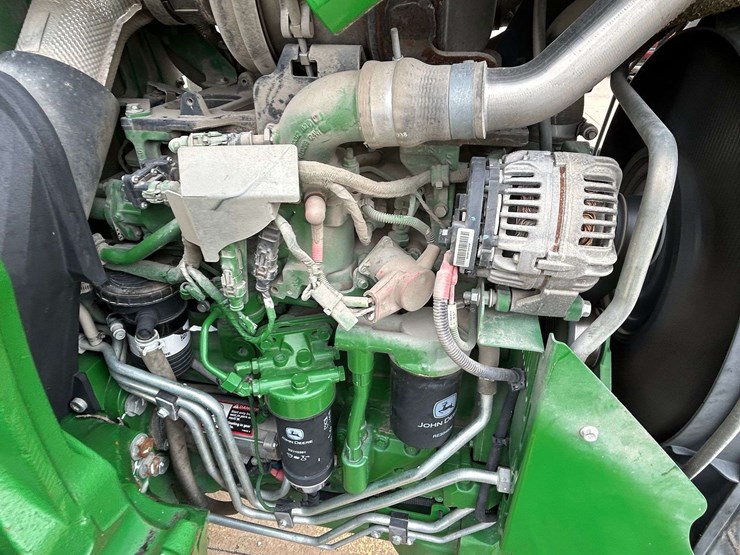 2019-john-deere-6120e-image-34
