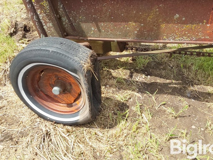 kneib-70-pop-up-bale-loader-image-19