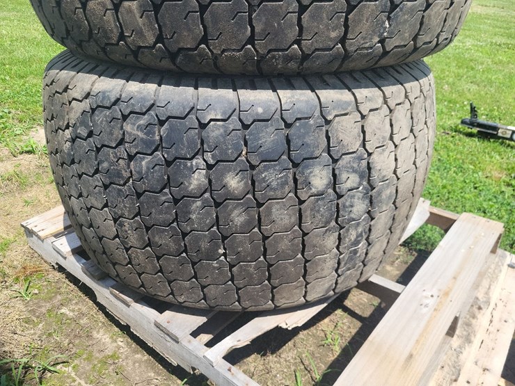 (1)-pair-of-22.5ll-x-16.1-turf-tires-w/8-bolt-rims-image-6