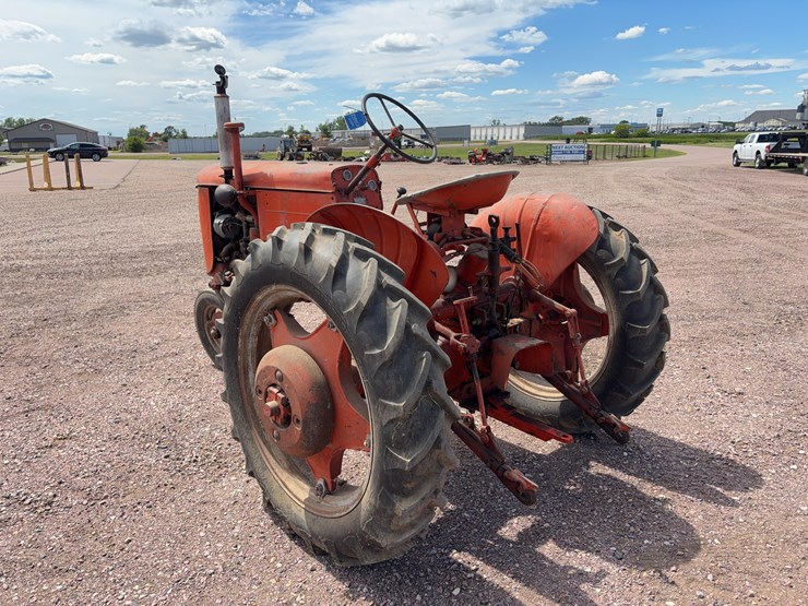 1951-j.i-case-tractor-image-7