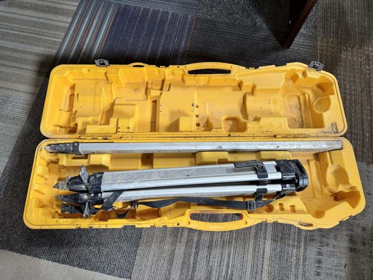 laser-stand-&-measuring-stick-image-1