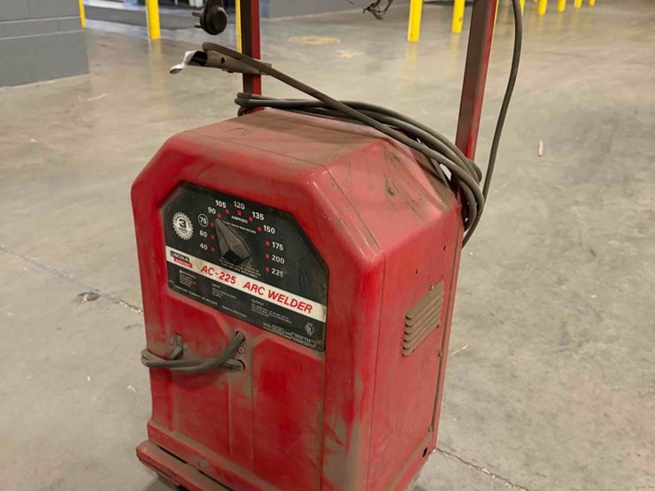 lincoln-electric-ac-225-arc-welder-image-1