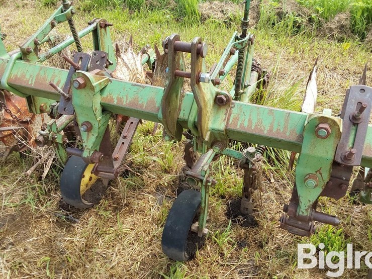 john-deere-er008-6r30"-crop-cultivator-image-10