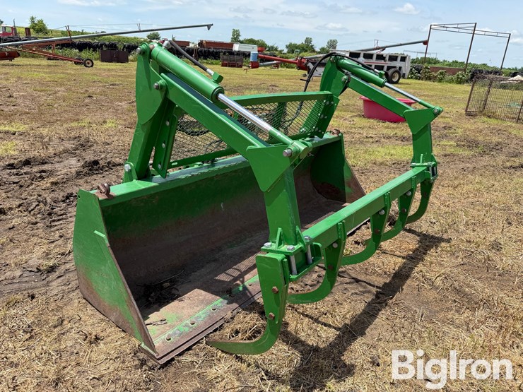 john-deere-8-image-3