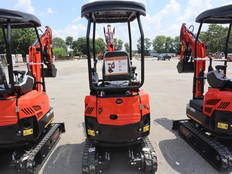 tpm-18hh-mini-excavator-image-6