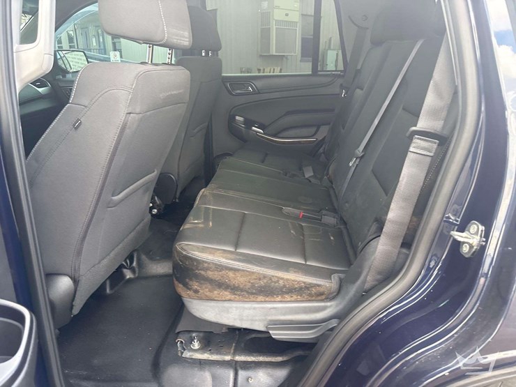 2018-chevrolet-tahoe-image-19