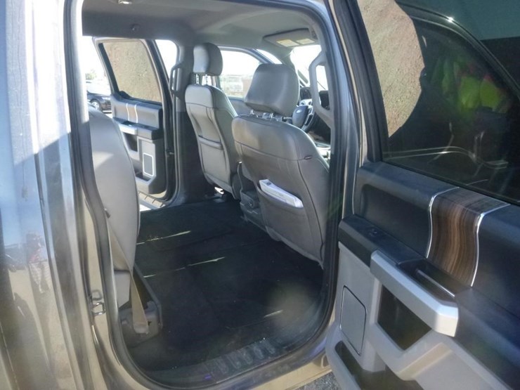 2016-ford-f150-image-9