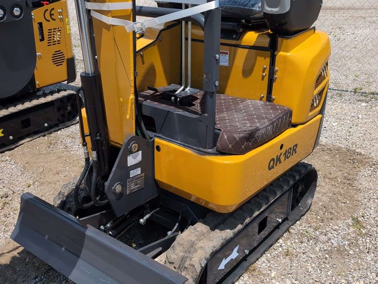 cfg-industries-mini-excavator---qk18r-image-3