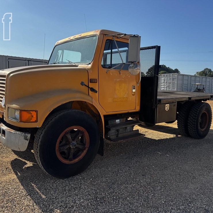 1990 INTERNATIONAL 4600