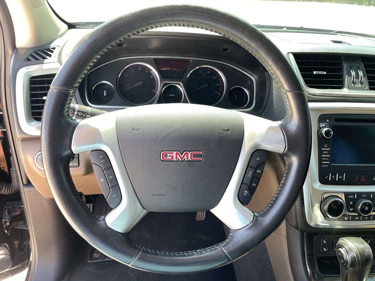 2016-gmc-acadia-image-12