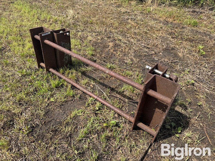 loader-bucket-adapter-image-1