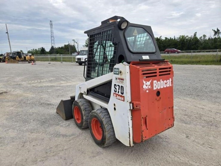 2012-bobcat-s70-image-9