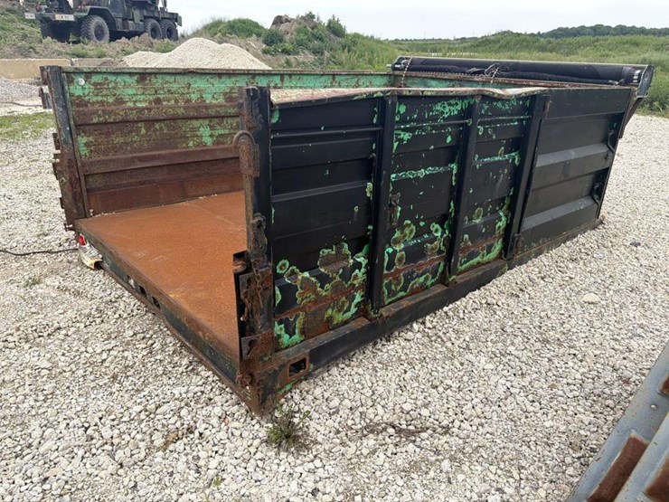 dump-truck-bed-image-4
