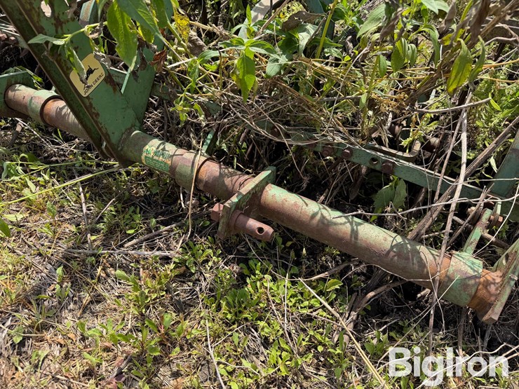 john-deere-3-section-rotary-hoe-image-13