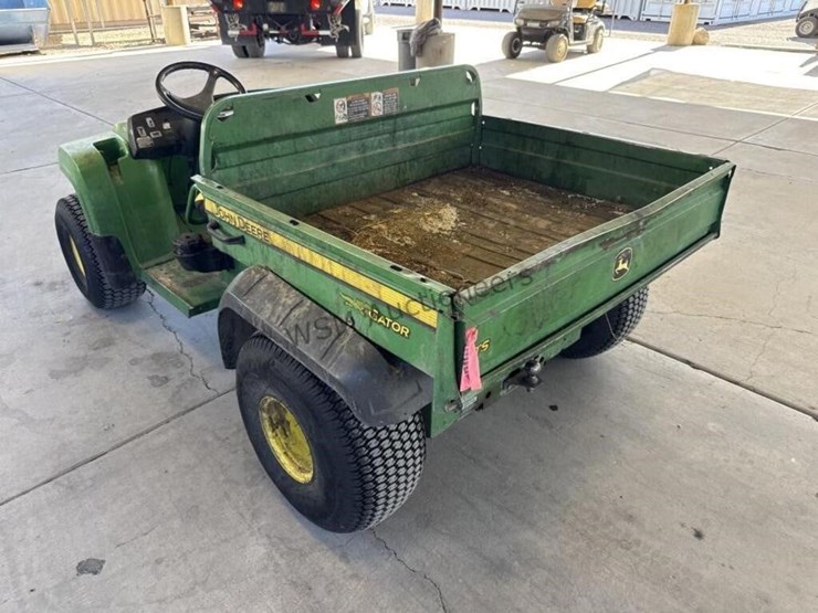 john-deere-gator-image-5