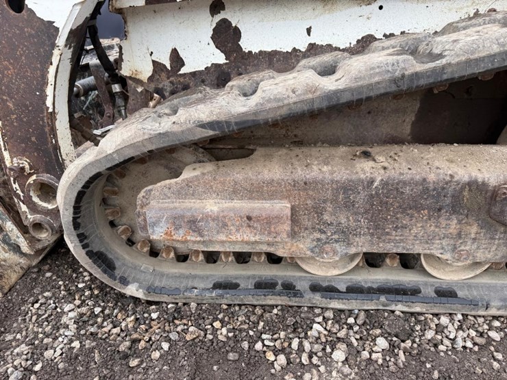 bobcat-t450-image-17