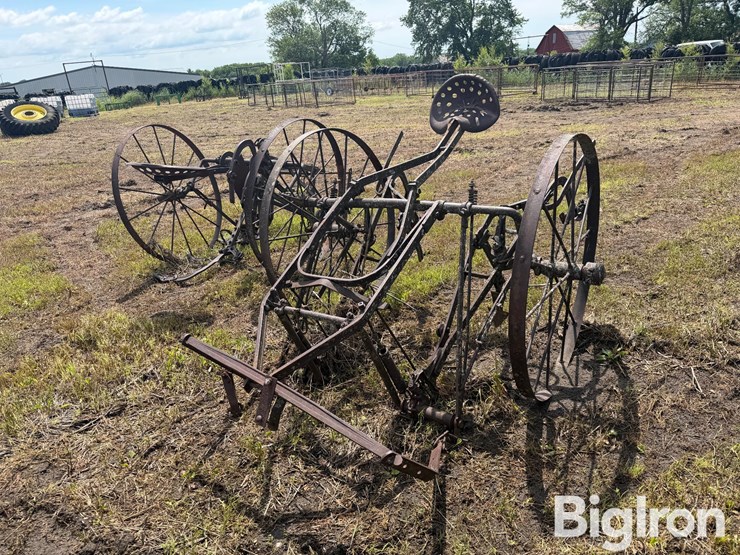horse-drawn-cultivator-image-5