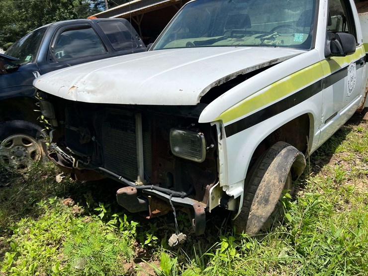 1997-gmc-2500-image-11