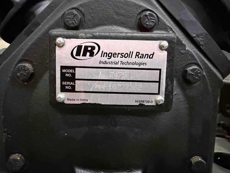 ingersoll-rand-t30-air-compressor-image-4