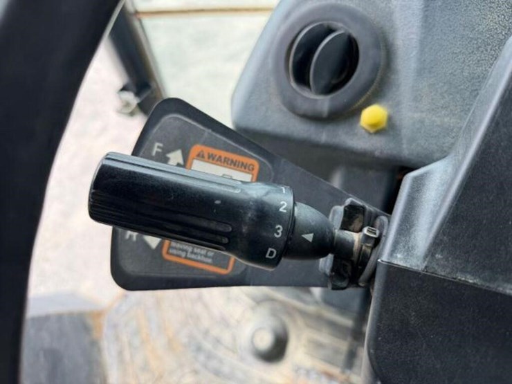 2018-deere-310sl-image-13