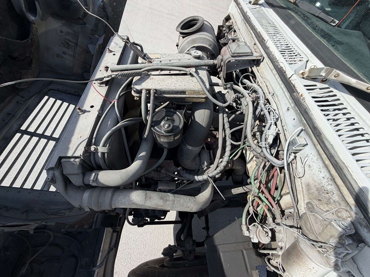 1990-ford-l8000-image-56
