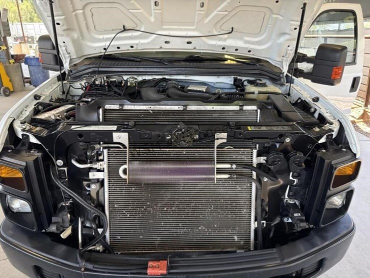2008-ford-f350-image-17