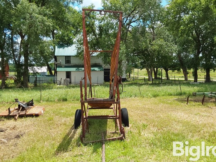 10'-portable-loading-chute-image-2