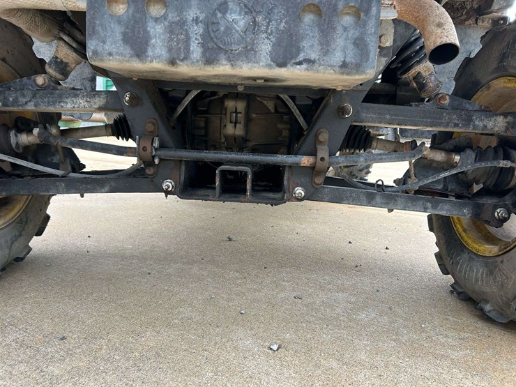 2011-john-deere-gator-image-20