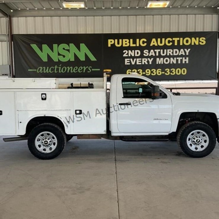 2017 CHEVROLET 3500HD