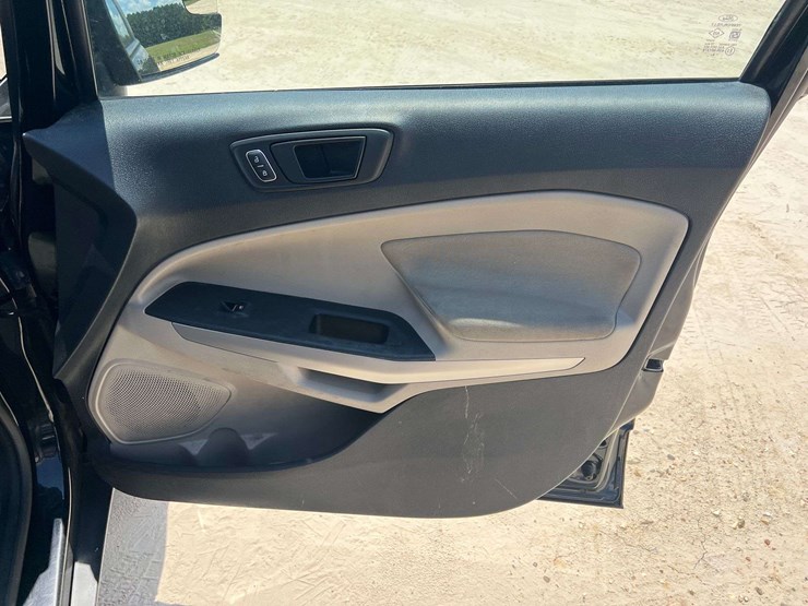 2019-ford-ecosport-4-door-suv-(126,422-miles)-image-19