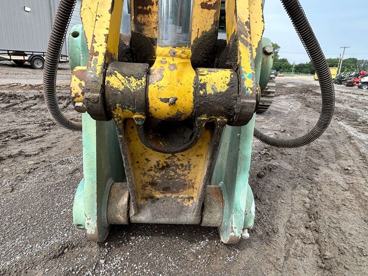 2003-kobelco-sk135sr-lc-image-38