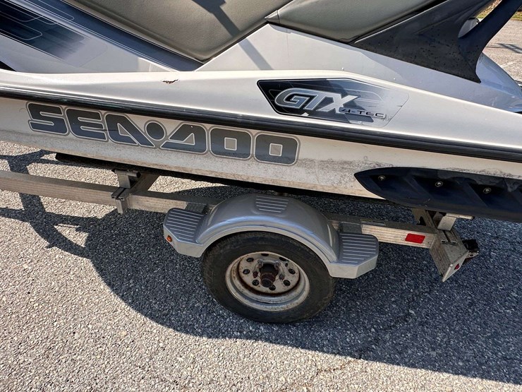 2007-sea-doo-gtx-4-tec-jet-ski,-2006-sea-doo-gtx-4-tec-jet-ski,-w/2017-triton-dual-ski-trailer-image-74