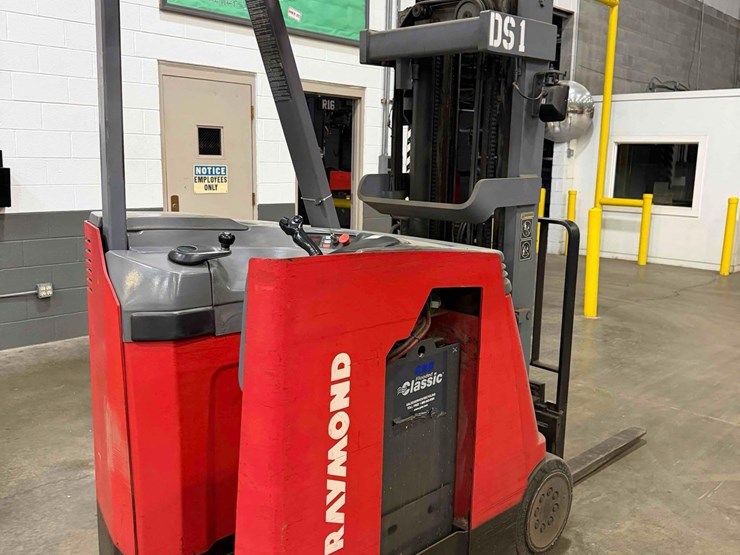 raymond-dss350tt-forklift-image-5