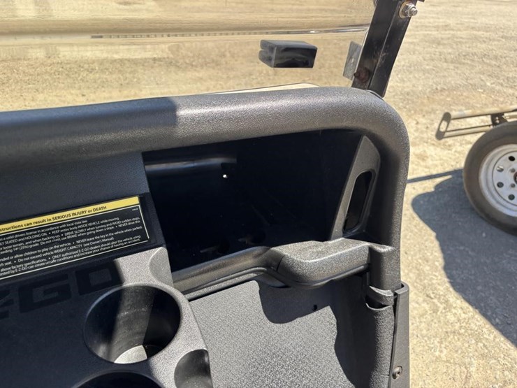 ez-go-utility-cart-image-12