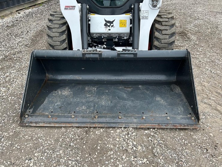 2024-bobcat-s650-image-9