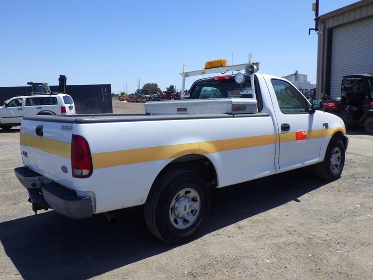 2004-ford-f150-image-3