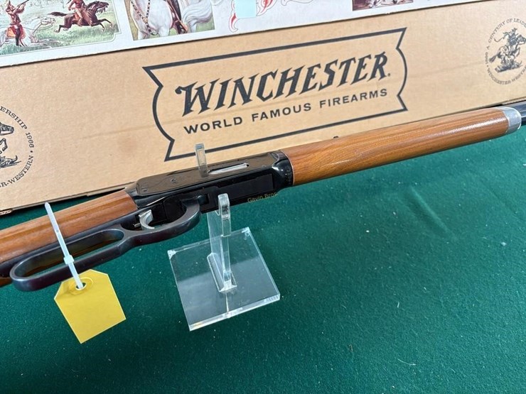nib-winchester-buffalo-bill-30-30-win-rifle-image-7