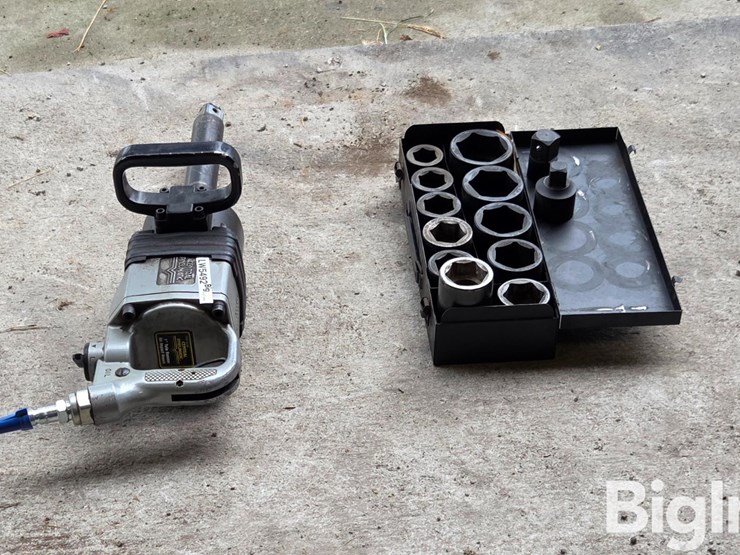 1"-air-impact-&-sockets-image-6