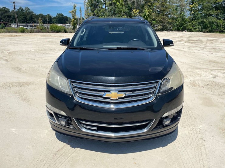 2017-chevrolet-traverse-image-5