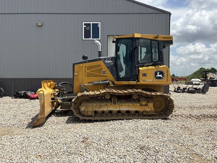 deere-700l-image-2