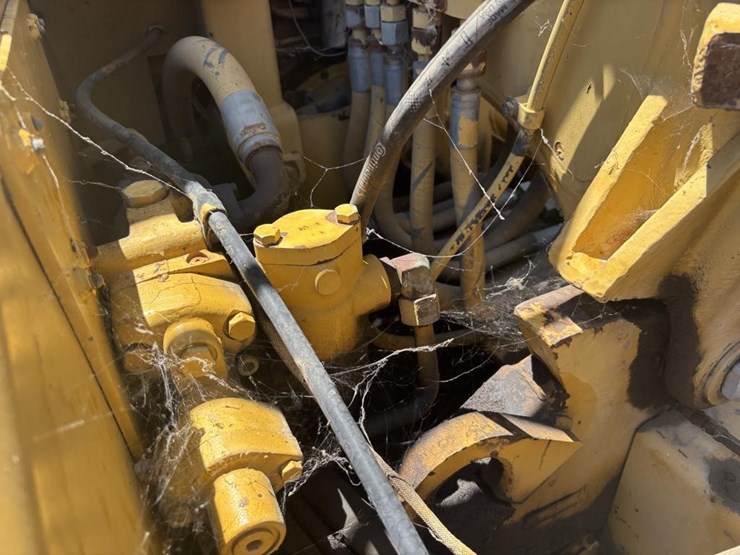 1998-caterpillar-613c-ii-image-45